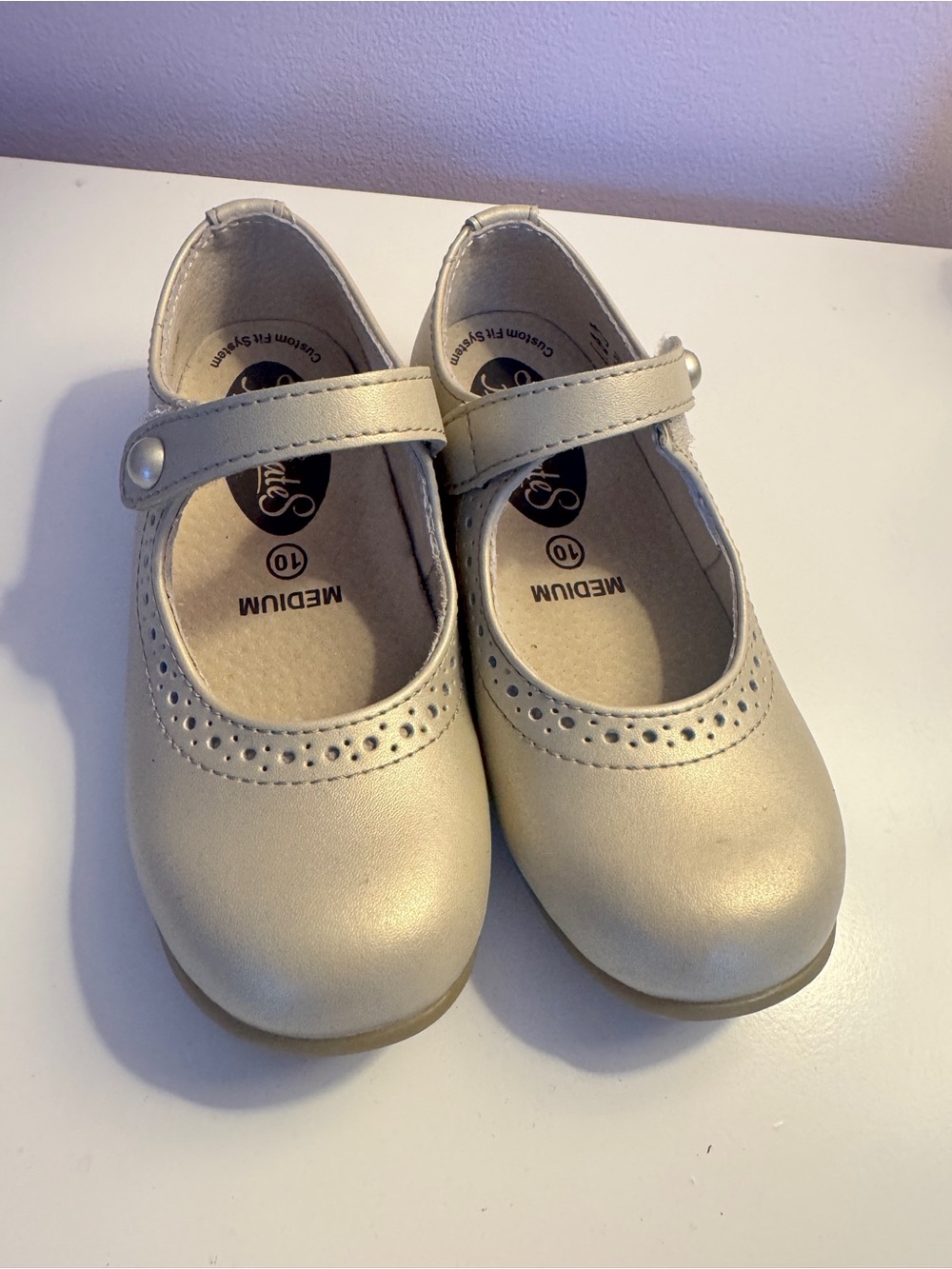 FootMates Girls' Gold Mary Jane Dress Shoes